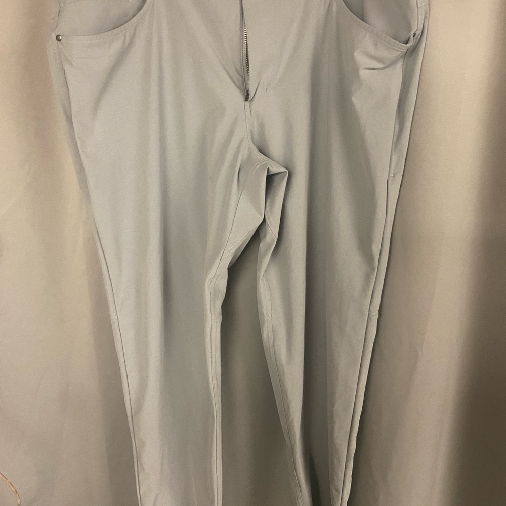 Lululemon Men's Gray Pants